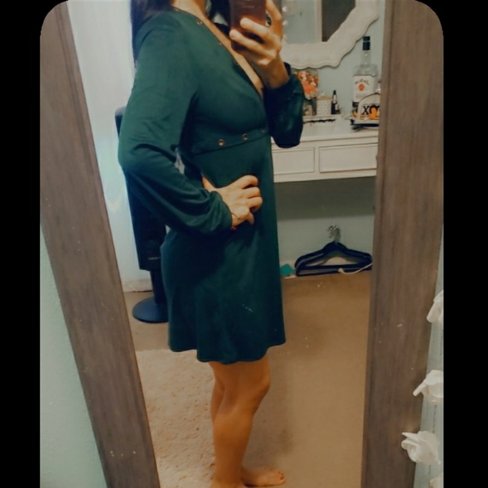 Dress - Picture 5 of 5